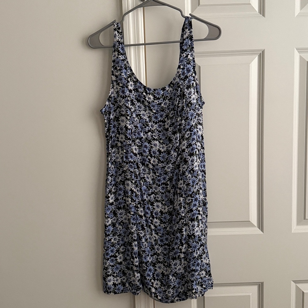 American Eagle Outfitters Blue Floral Dress